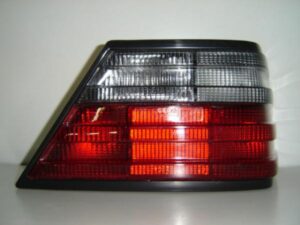 Piloto Trasero Derecho (ahumado) Mercedes W124 93- Ref 103F13062780